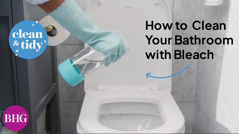 How To Use Bleaching Powder For Cleaning Bathroom?