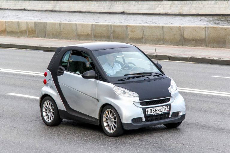 smart cars safe 768x512 1