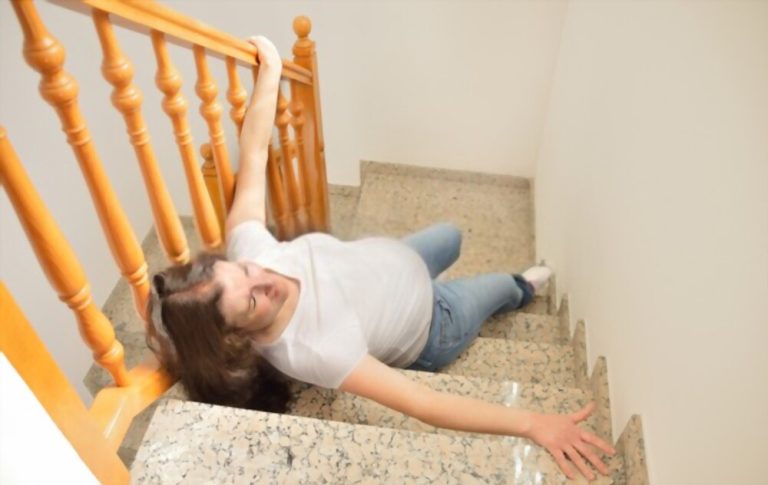 What Happens If You Slip And Fall While Pregnant?